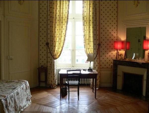 Chateau De Beaujeu Sens-Beaujeu Room photo